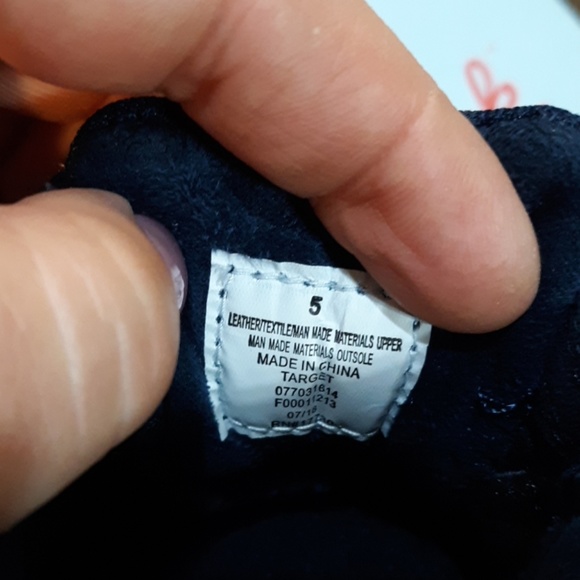 #586 Cat and Jack Casey navy baby shoes. - Picture 5 of 8